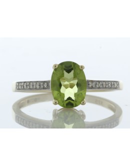 9ct Yellow Gold Diamond And Peridot Ring (P1.28) 0.04