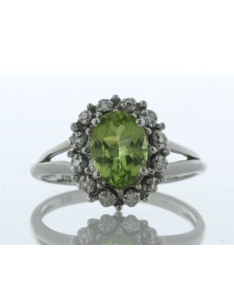9ct White Gold Cluster Diamond And Peridot Ring (P1.50) 0.03